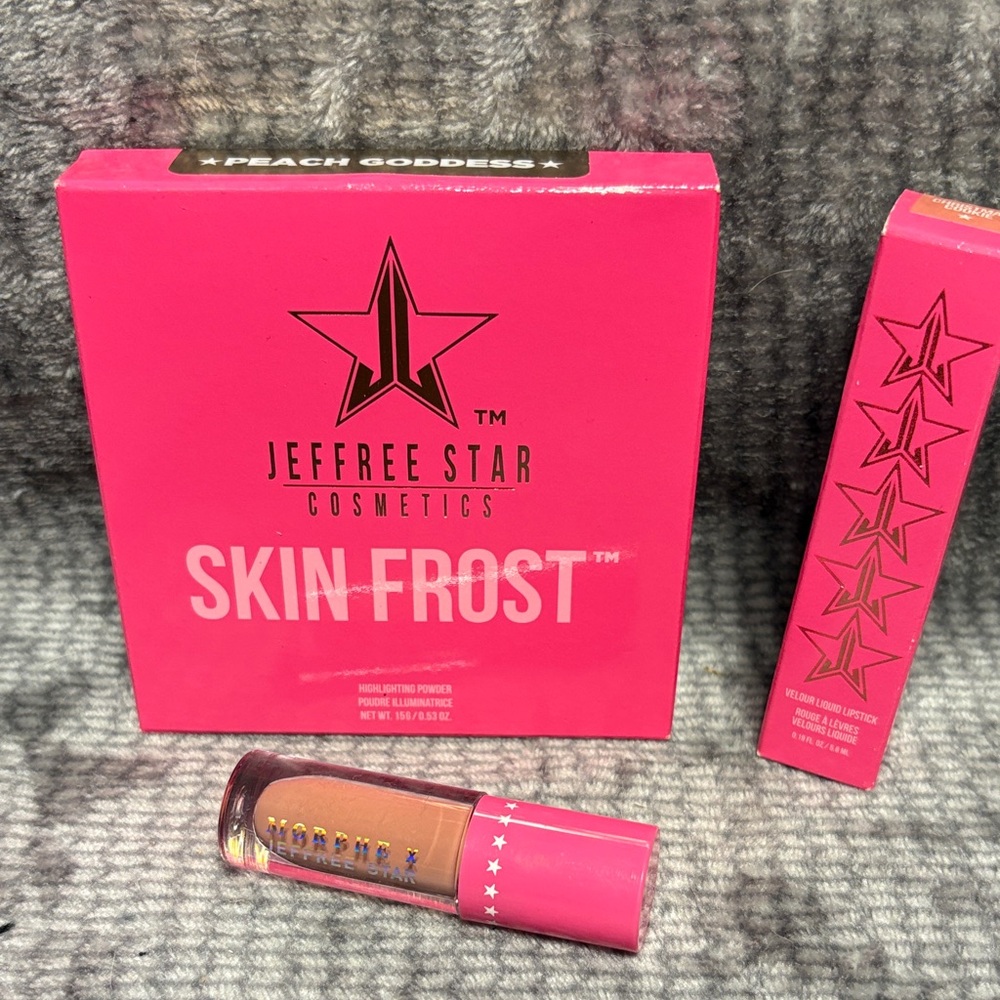 Jeffree Star Skin Frost Highlighter - Peach Goddess and gloss set